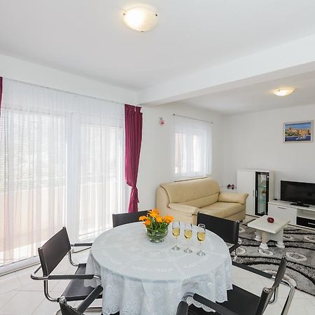 Apartment Anna Каштела Экстерьер фото