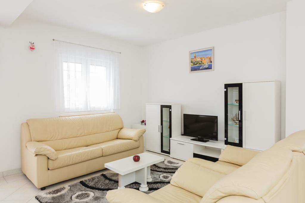Apartment Anna Каштела Экстерьер фото